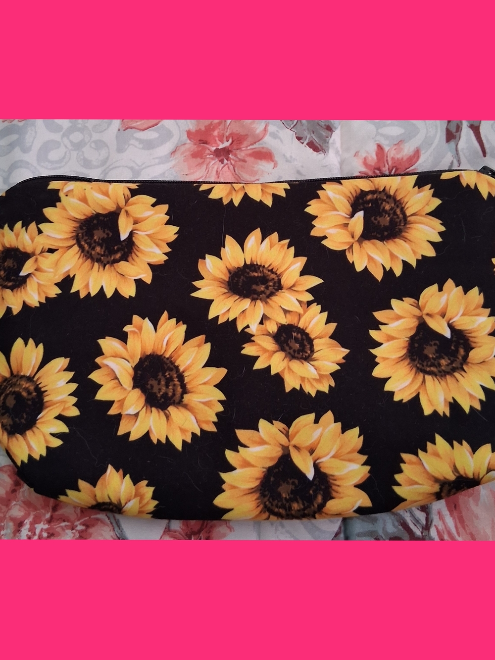 🌺4/$10-Sunflower Print Black Cosmetic Bag